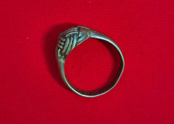 แหวนตะกร้อ