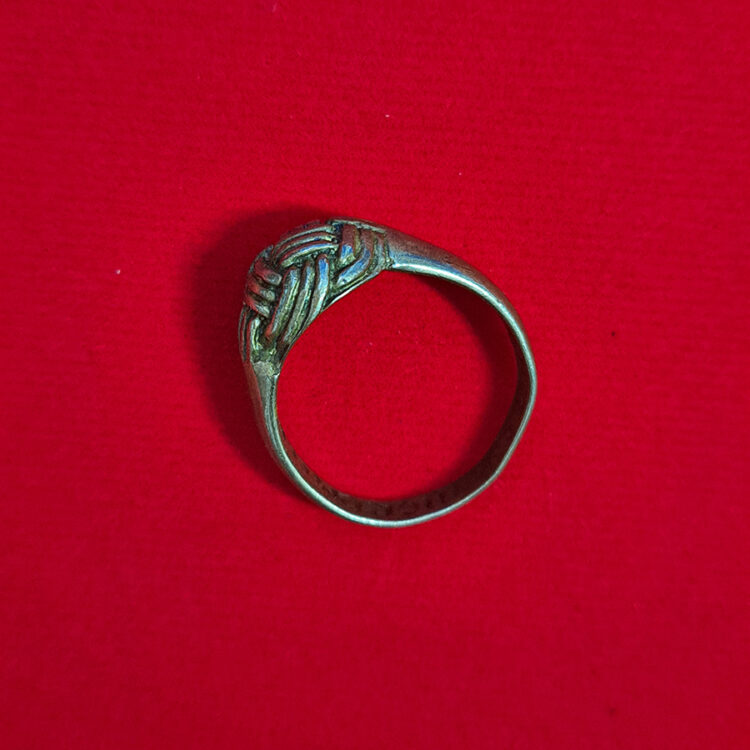 แหวนตะกร้อ