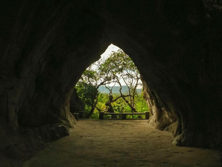 วัดชะอำคีรี