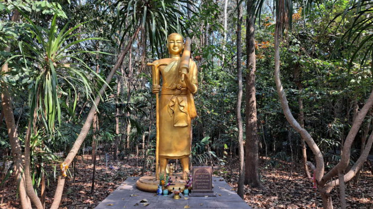 วัดป่าธรรมอุทยาน