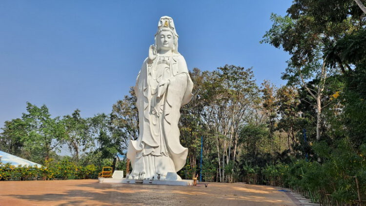 วัดป่าธรรมอุทยาน