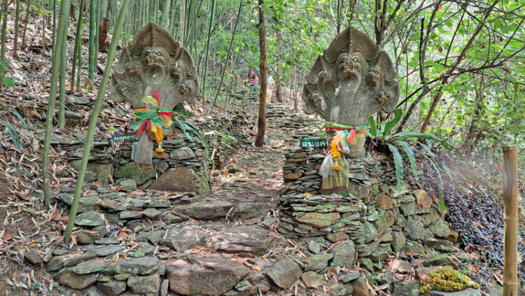 บ่อน้ำศักดิ์สิทธิ์ พุทธอุทยานดอยช้าง