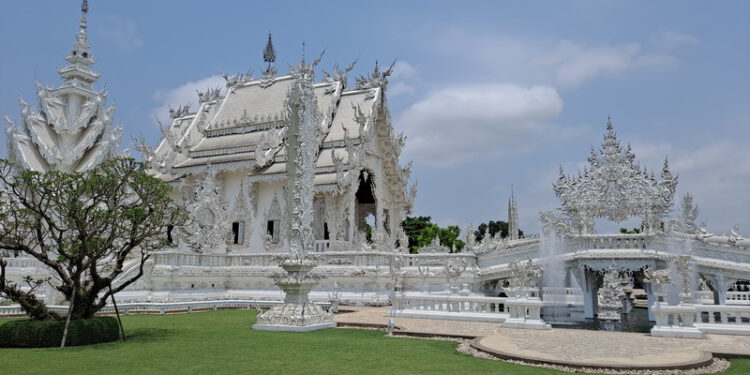 วัดร่องขุ่น