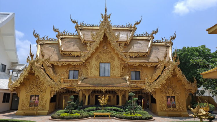 วัดร่องขุ่น